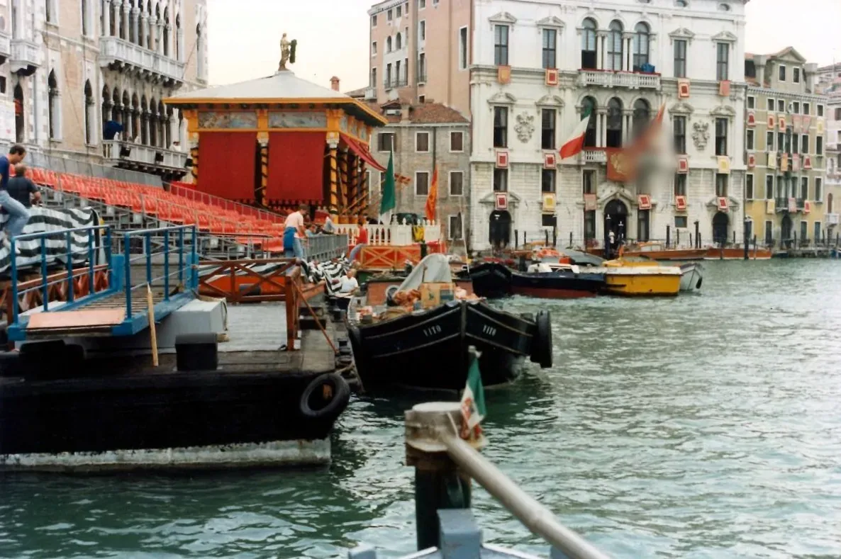Palco cerimoniale sul Canal Grande